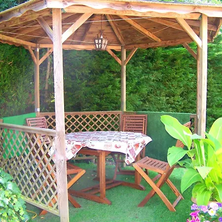Holiday home Maison Accueillante A Avec Jardin Spacieux 70 M²