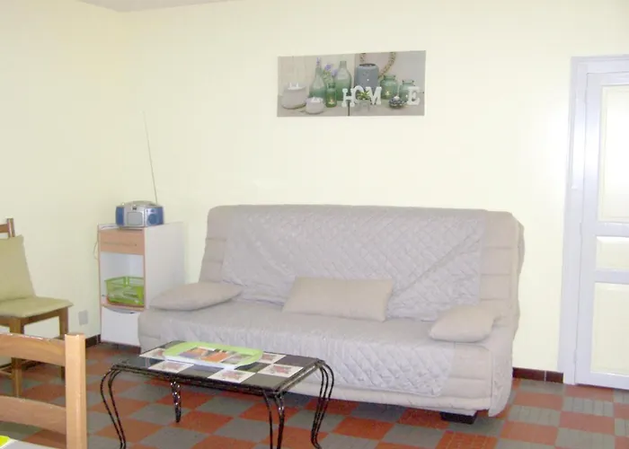 Maison Accueillante à Avec Jardin Spacieux 70 M² *